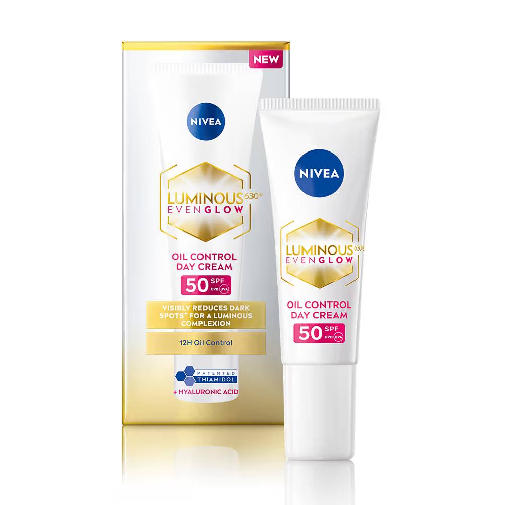 NIVEA Luminous Even Glow Oil Control Day Cream SPF 50 (10ml)